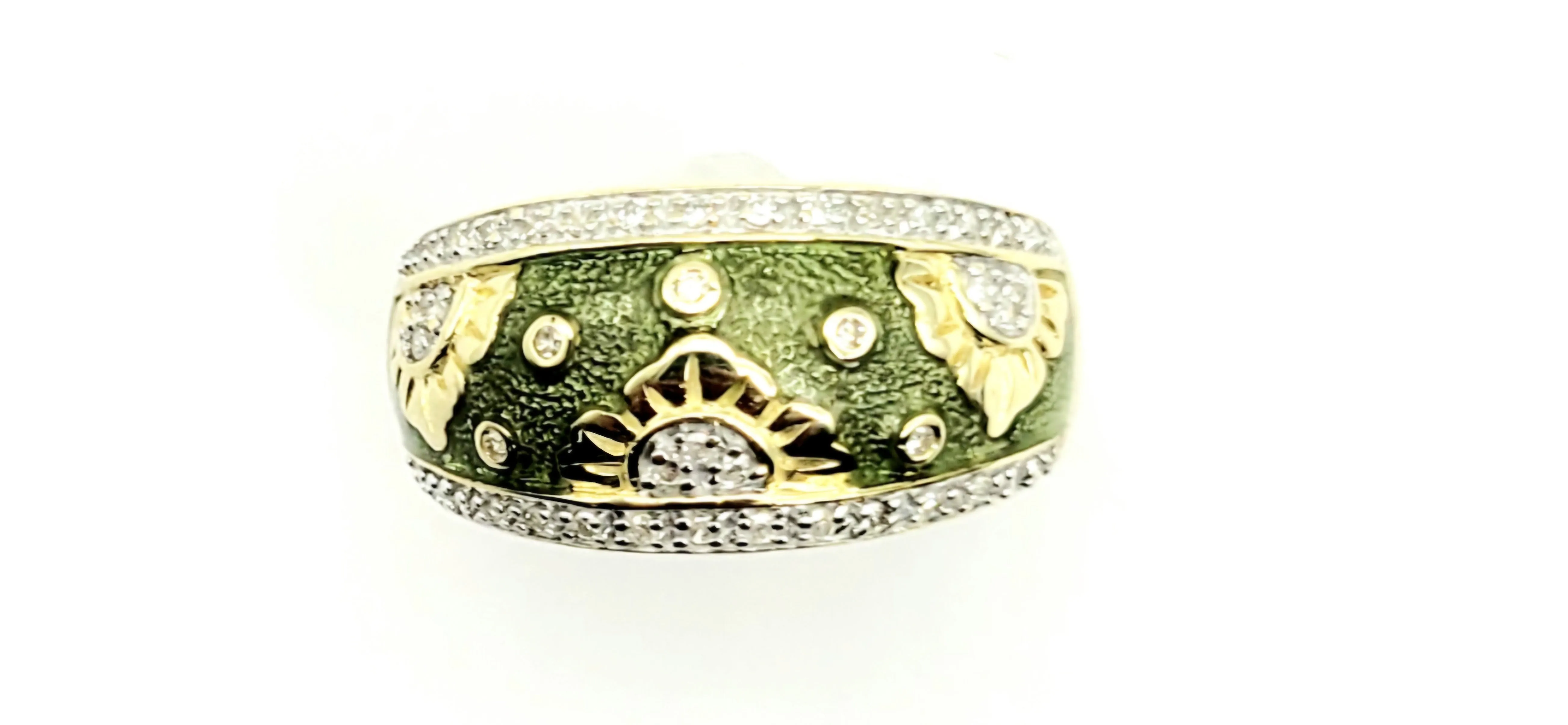 14k Yellow Gold DCPs Green Enamel 2 Row Flower Ring