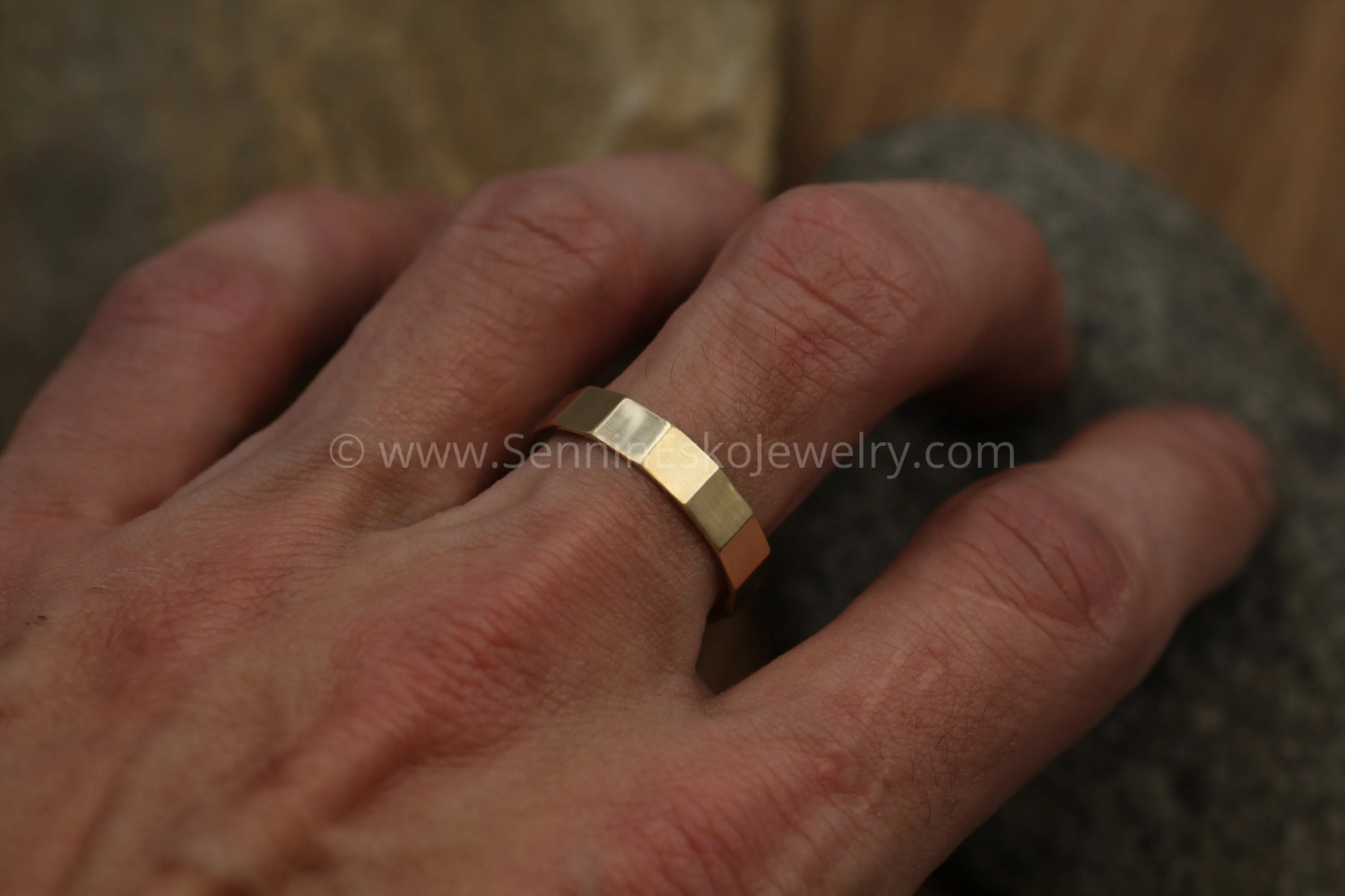 14kt Yellow Gold 5x1 Flat Faceted Band - Matte Finish