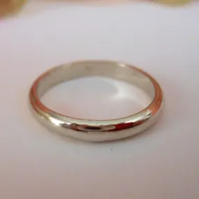 2.5mm Domed Band in Sterling Silver