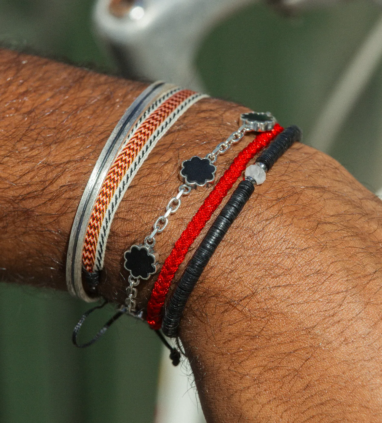 5mm Vinyl Bracelet With Moonstone Charm (Black)