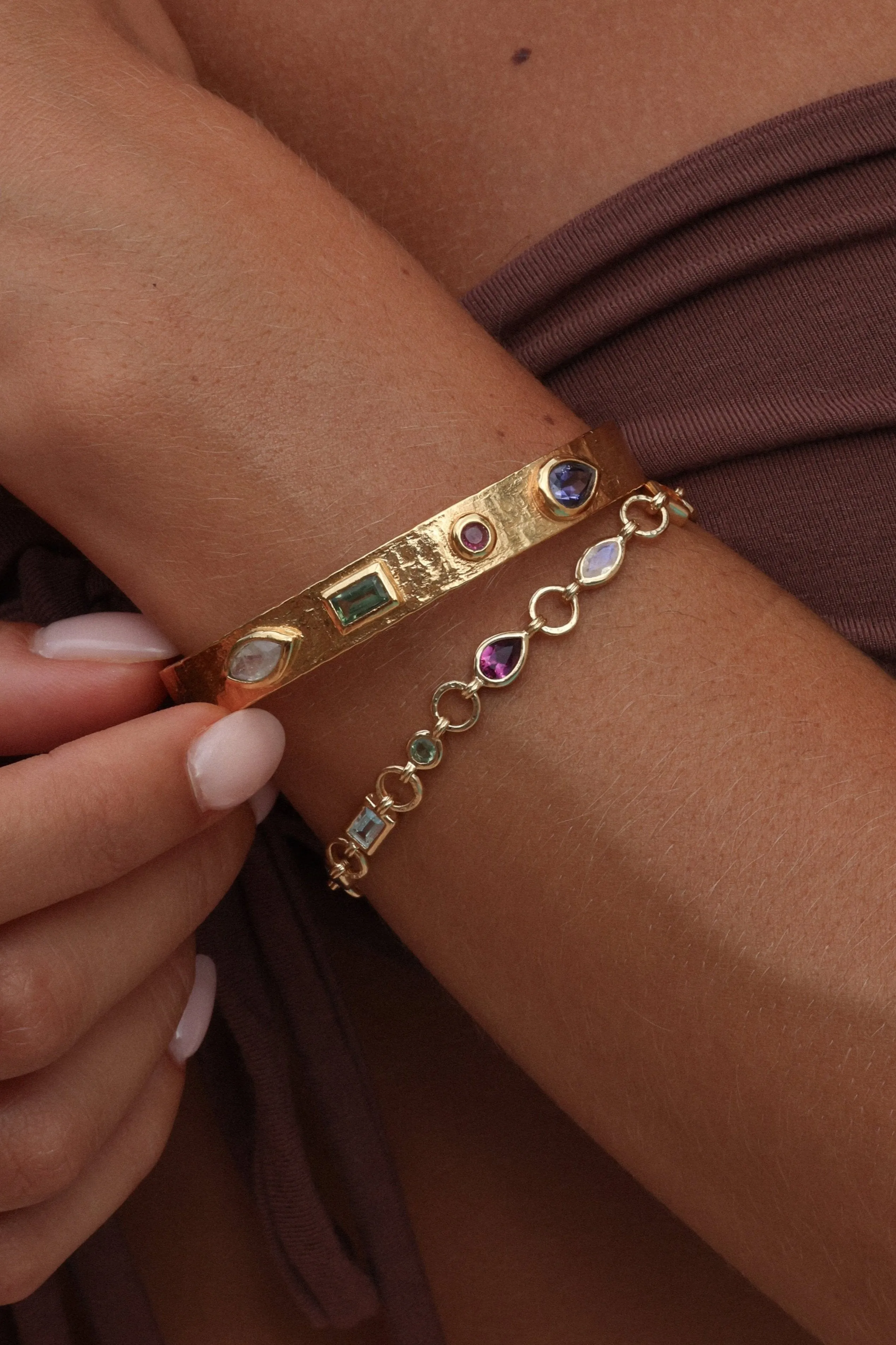 Aria Gold Cuff