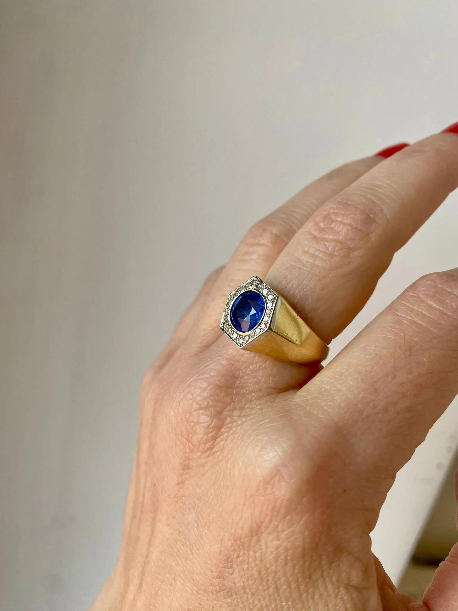Art Deco Certified Unheated 2.50 Carat Sapphire Diamond Platinum Gold Ring