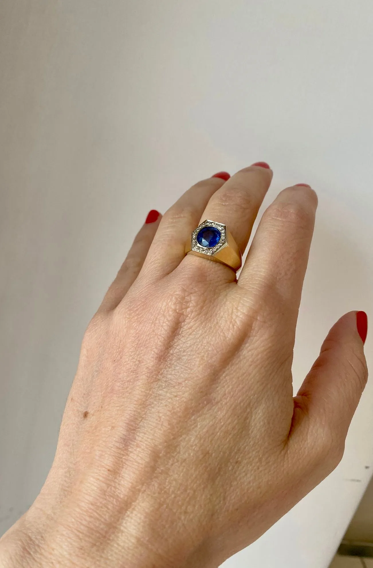 Art Deco Certified Unheated 2.50 Carat Sapphire Diamond Platinum Gold Ring