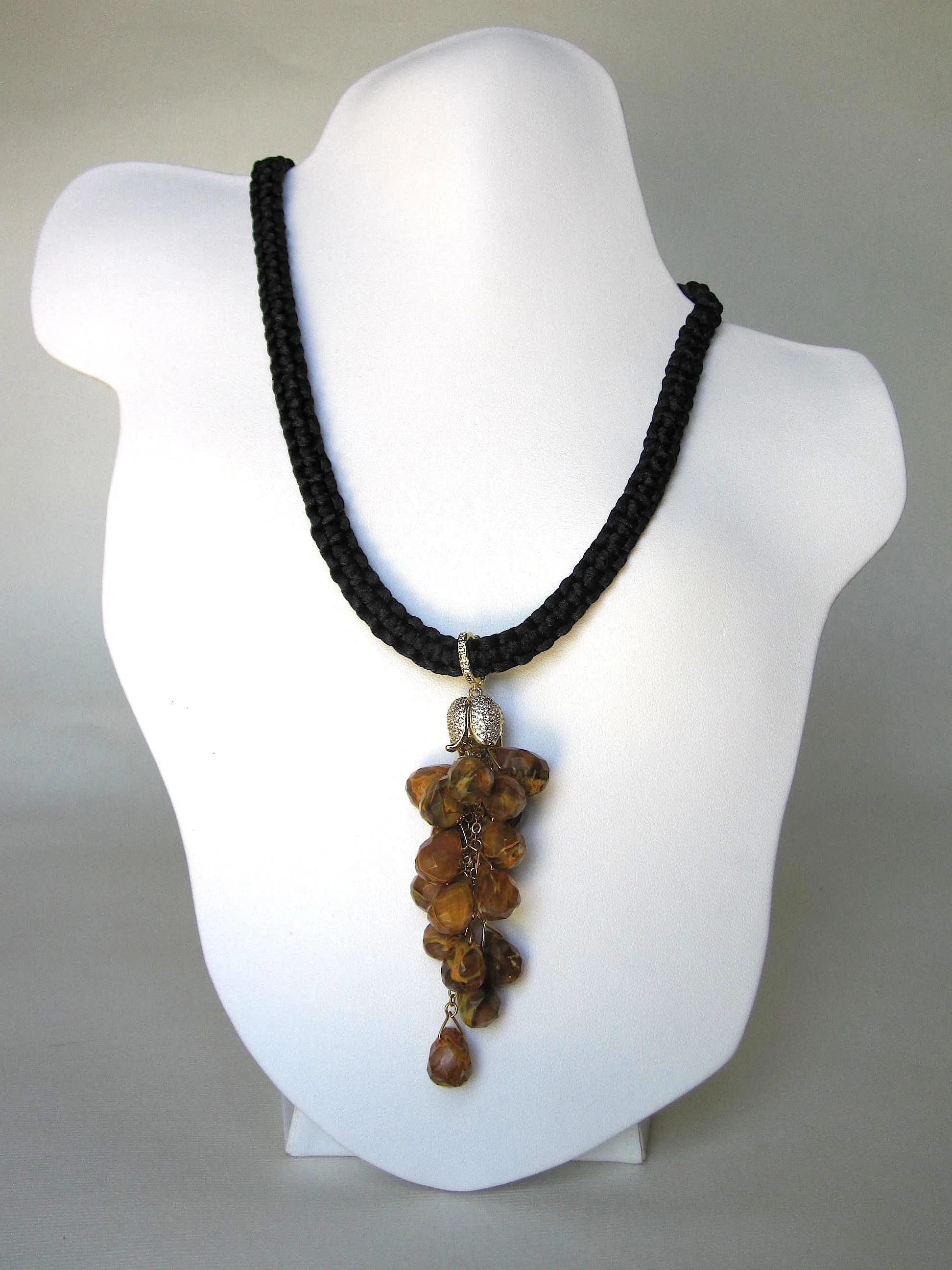 Cherry Quartz and Tulip Cap Necklace
