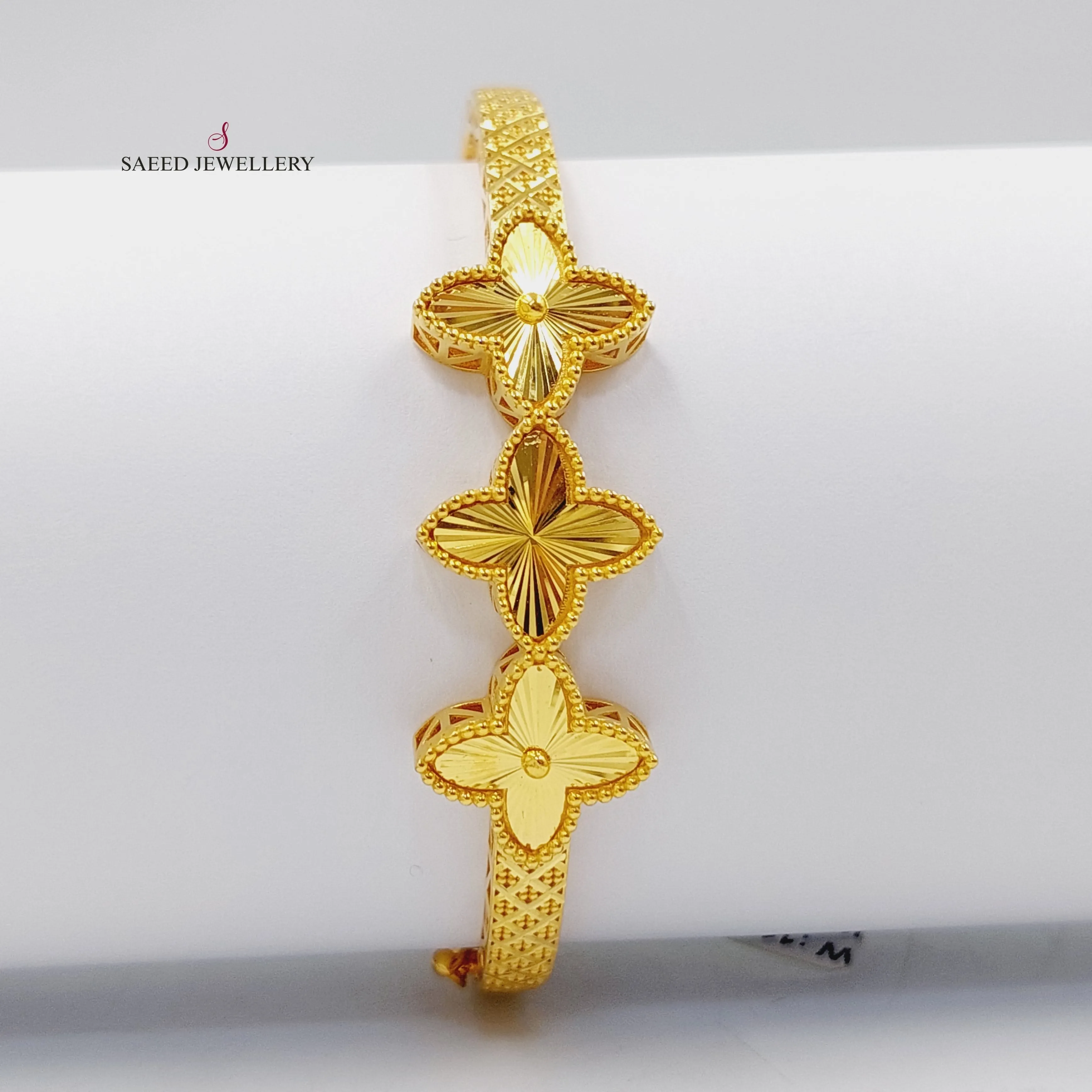 Clover Bangle Bracelet