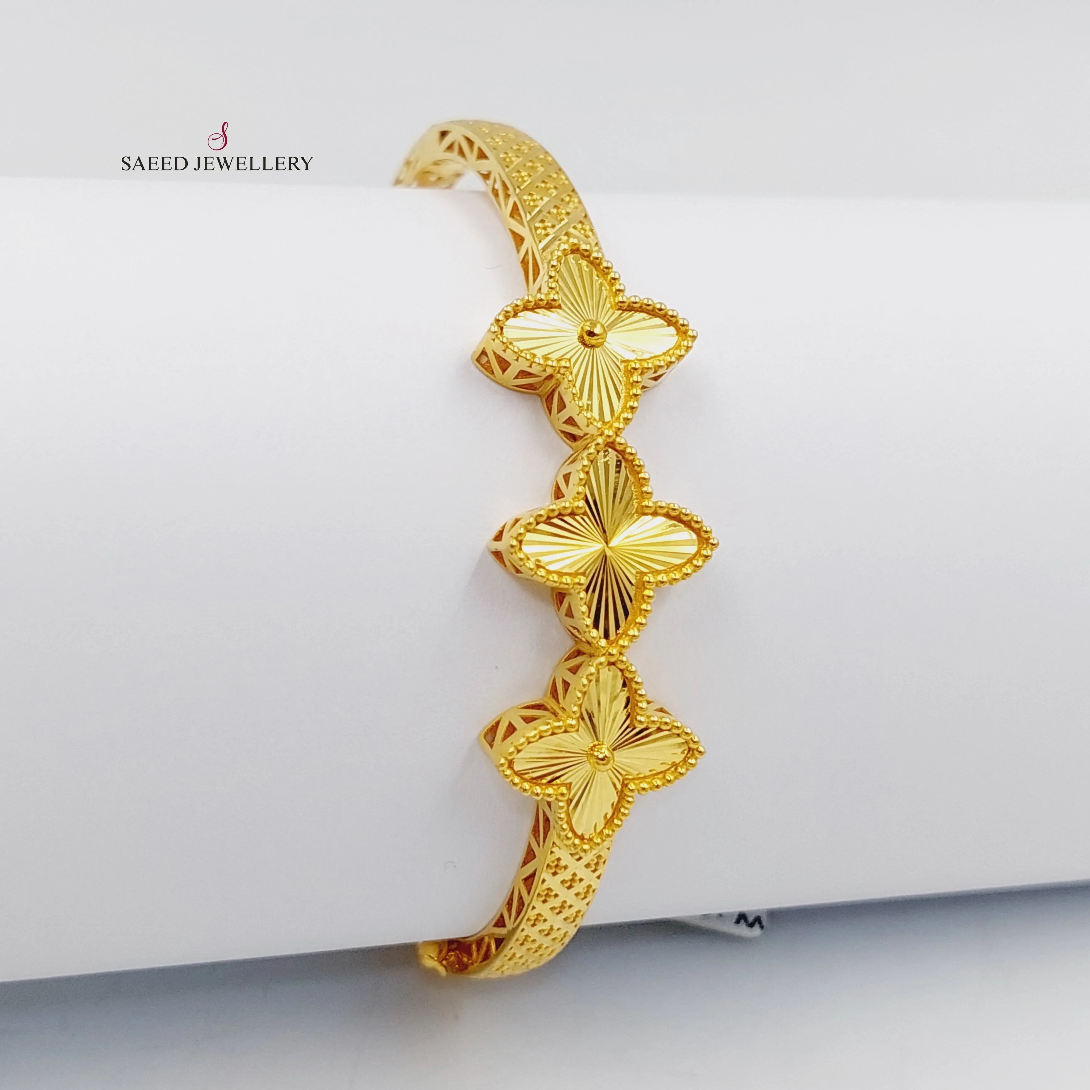 Clover Bangle Bracelet