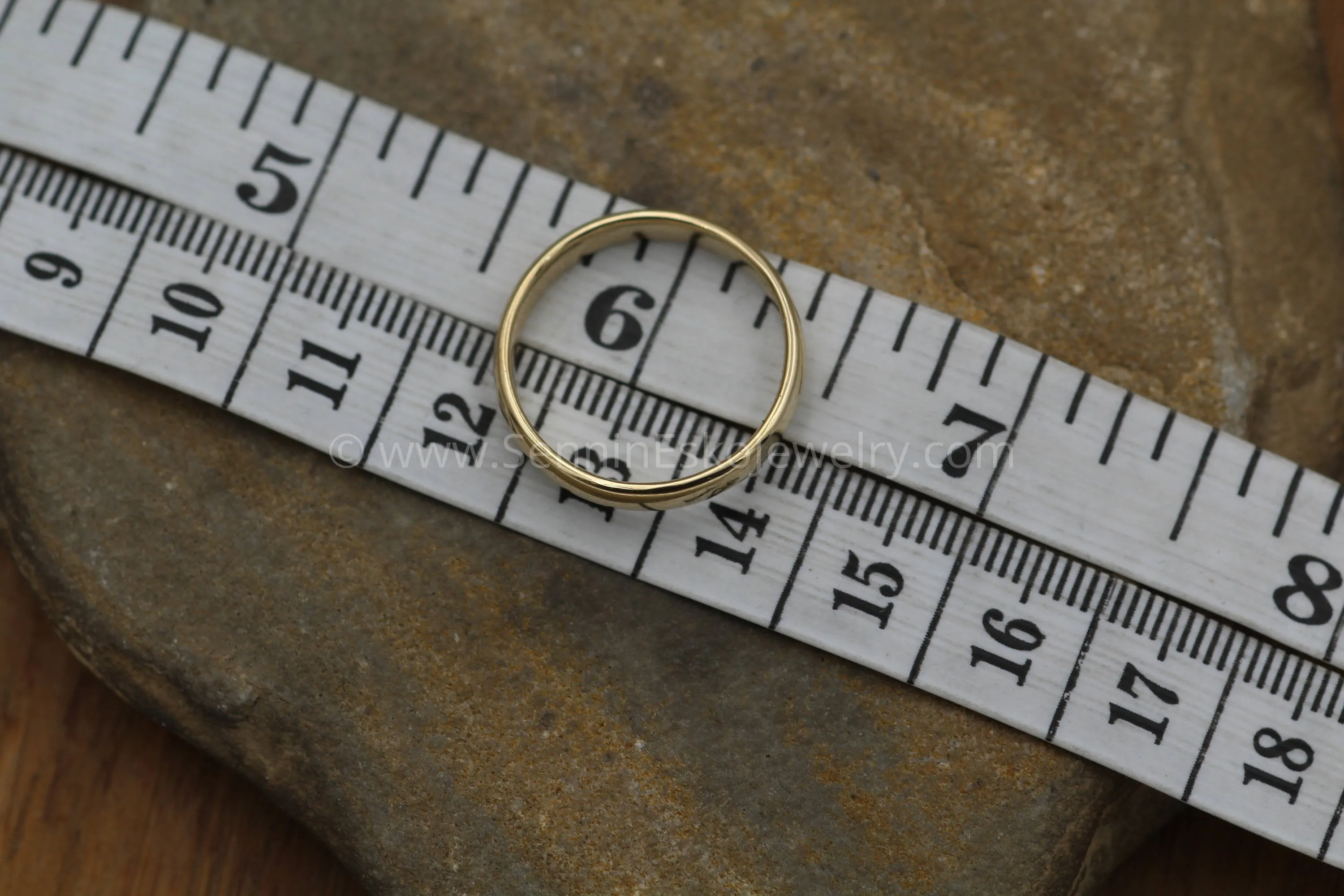 Comfort Fit 14kt Yellow Gold 4x1.4mm Band - Glossy Finish