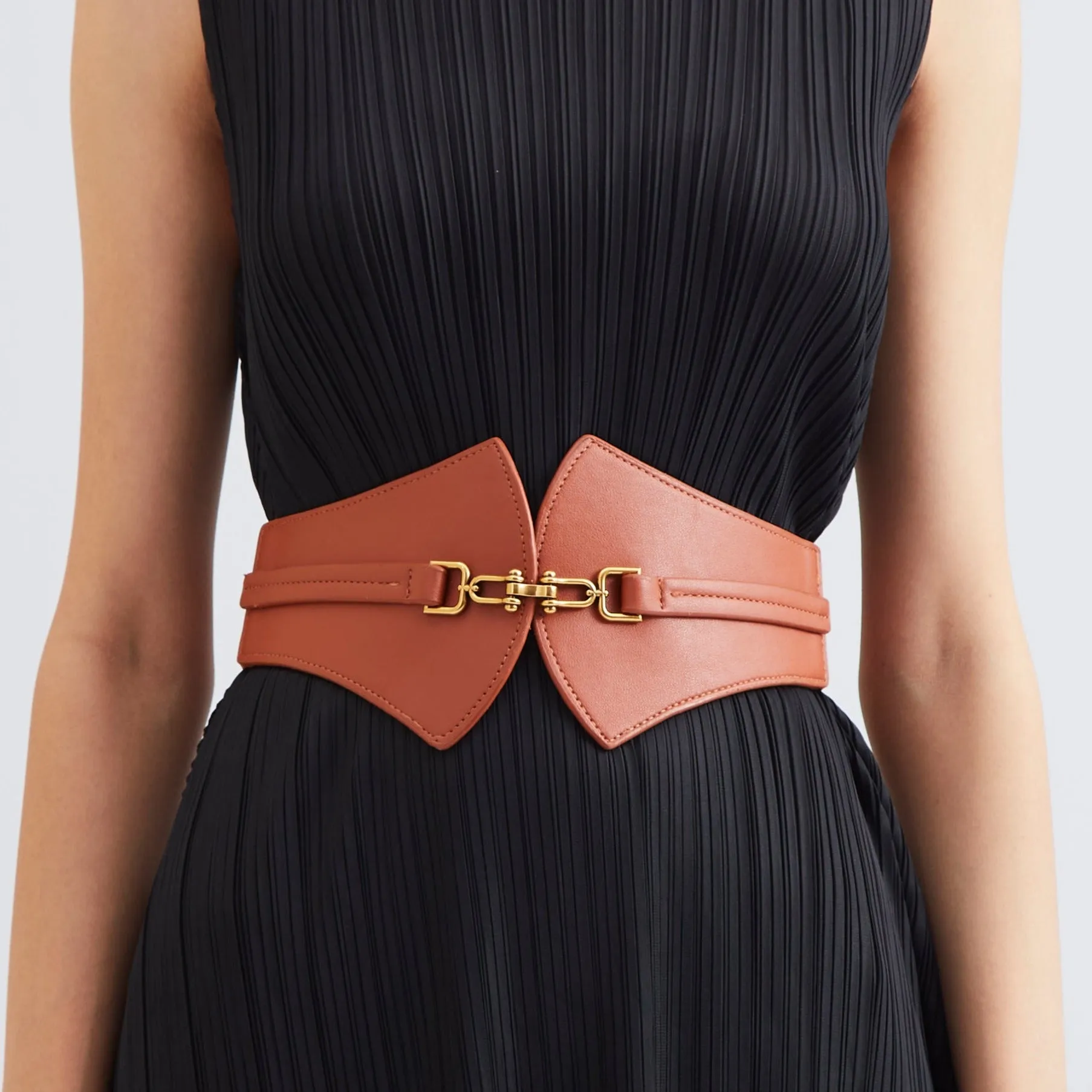 Dull Gold Clasp Buckle Belt - Tan
