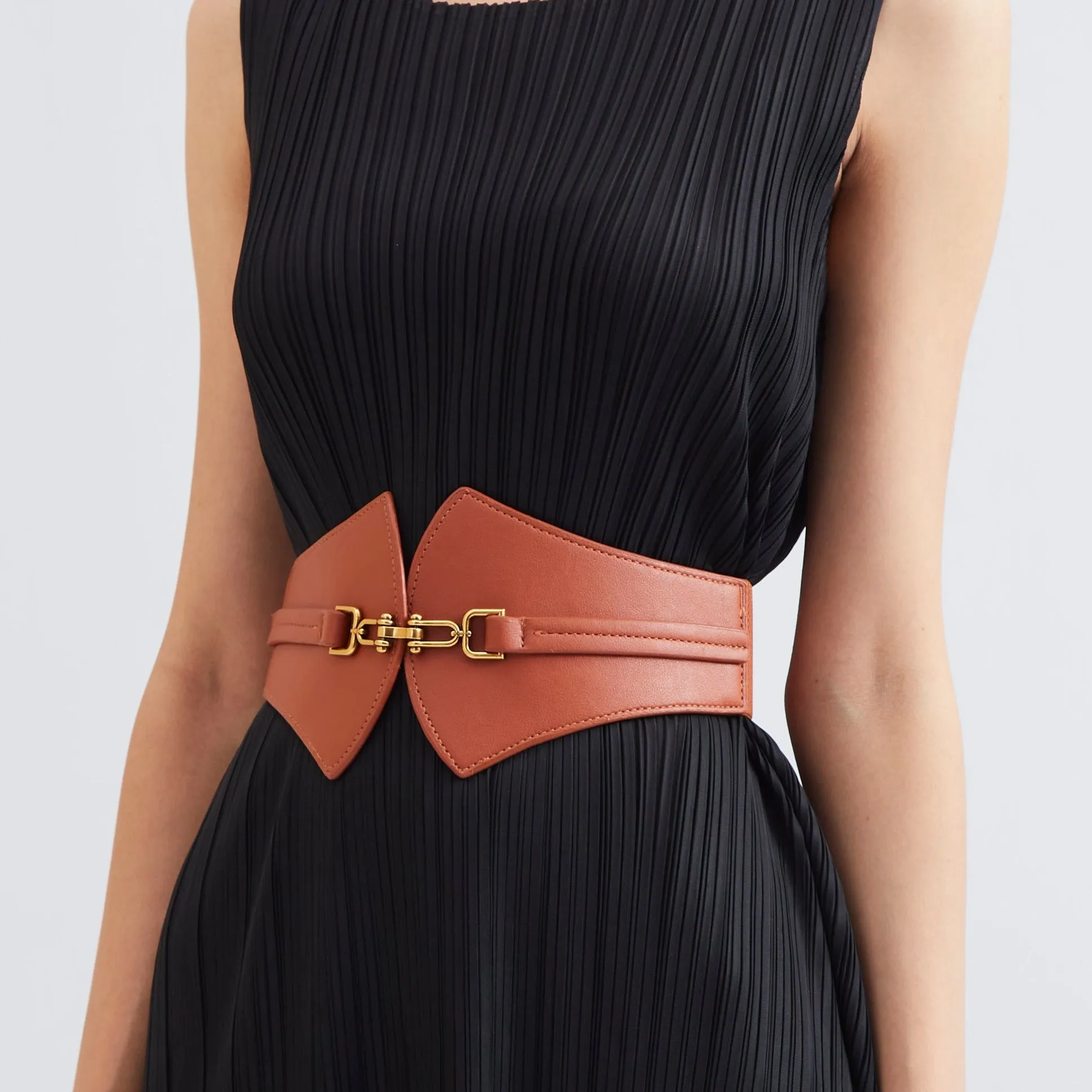Dull Gold Clasp Buckle Belt - Tan