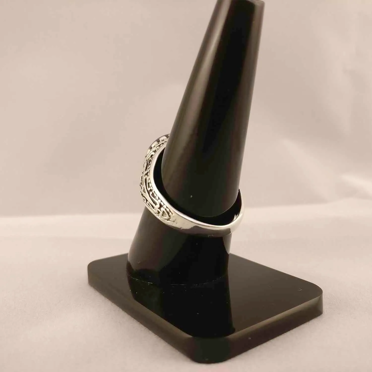 Lapis Lazuli Circle Ring Unisex (925) Sterling Silver