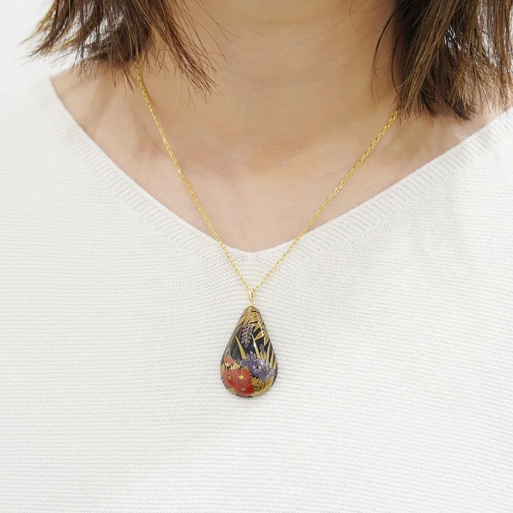 Maki-e Urushi Lacquer Pendant Necklace - Amber / Flower -, Traditional Japanese Urushi Lacquer Jewelry