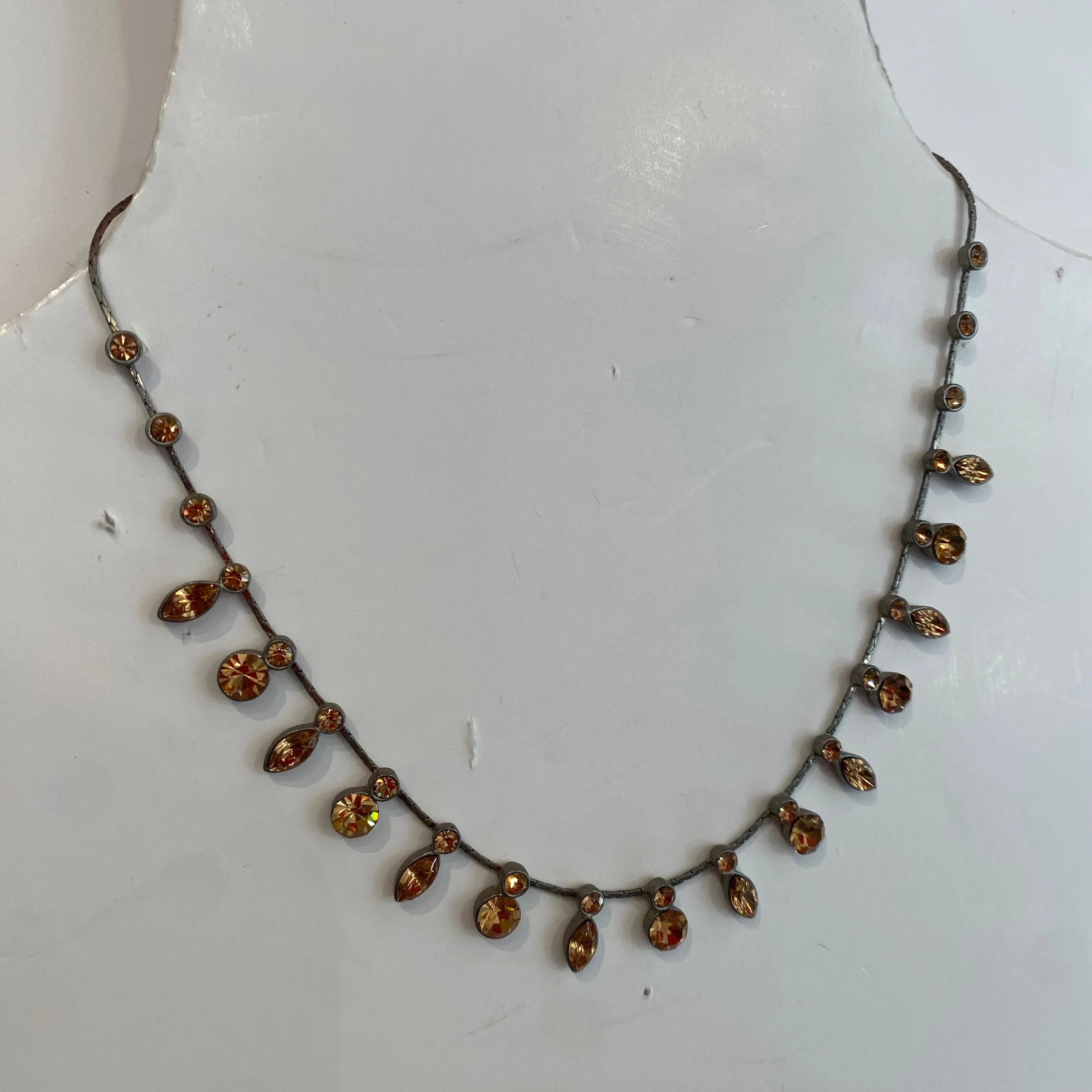Nuala - Necklace Amber
