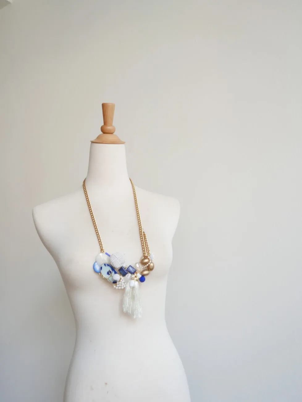 Overflowing - Porcelain Statement Necklace