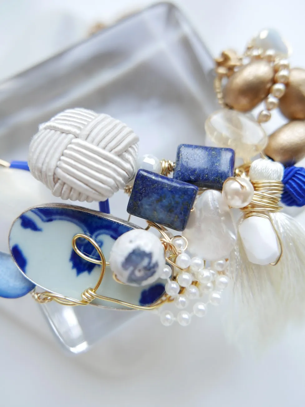 Overflowing - Porcelain Statement Necklace