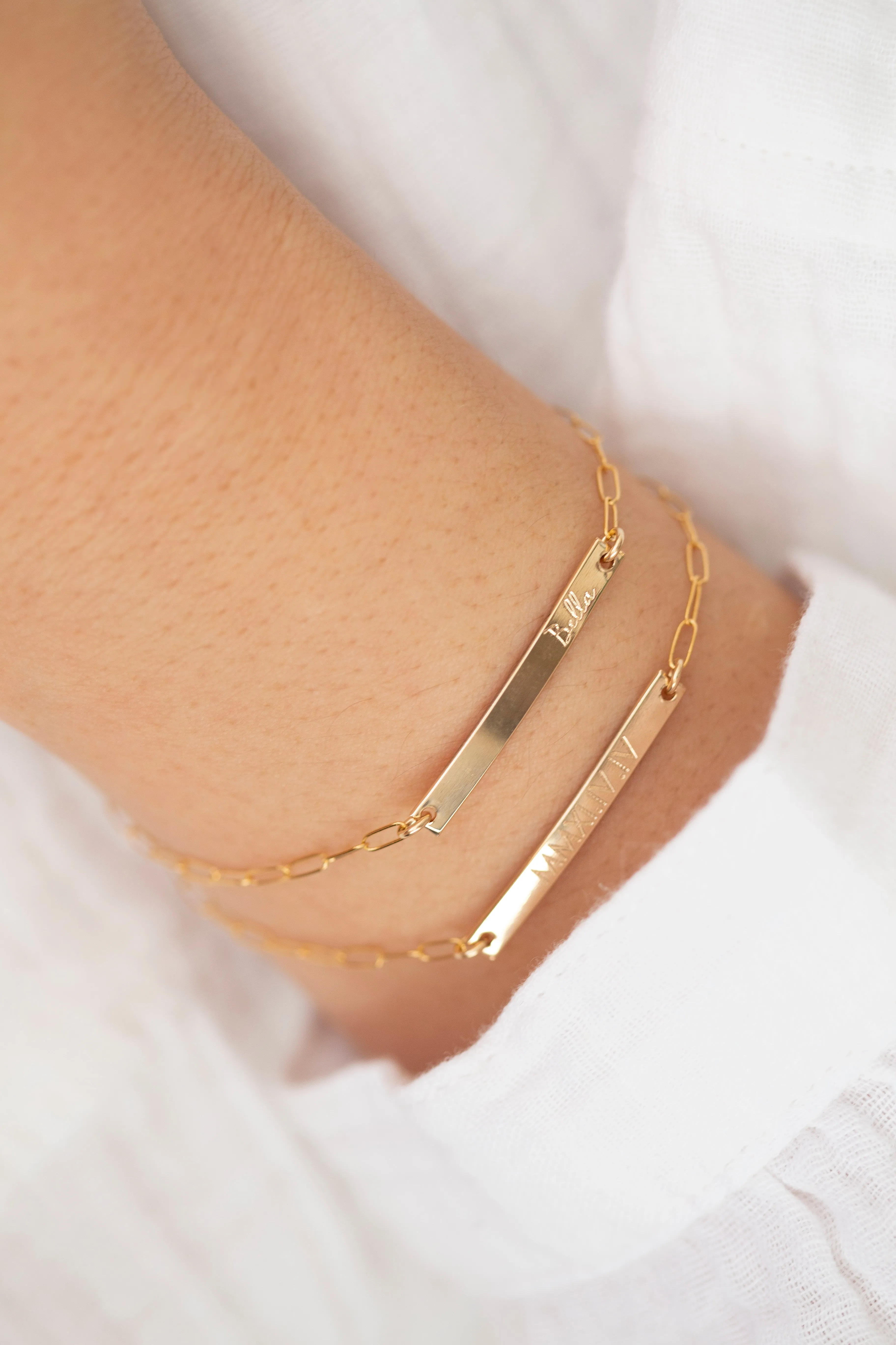 Personalized Dainty Bar Bracelet on Paper clip chain