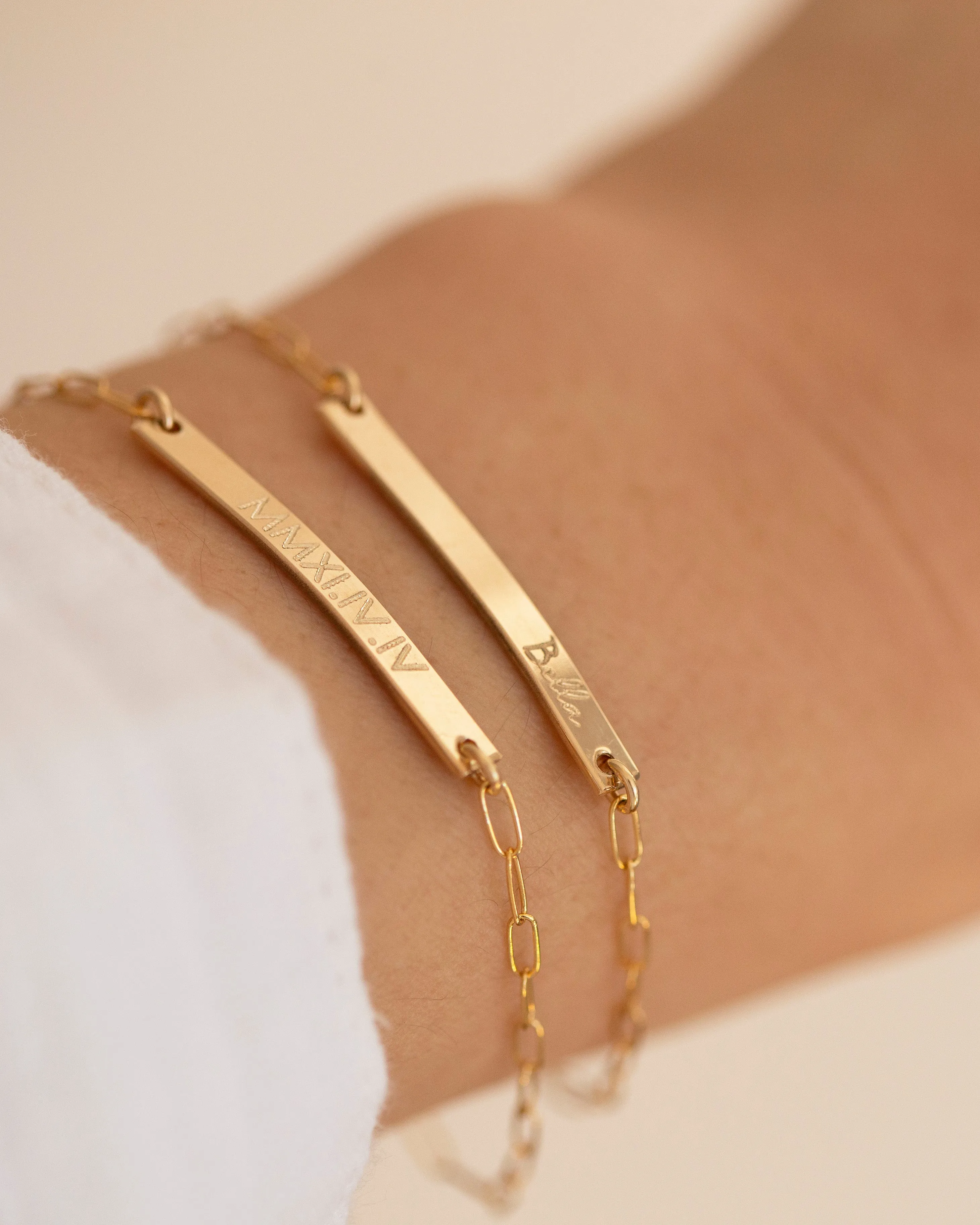 Personalized Dainty Bar Bracelet on Paper clip chain