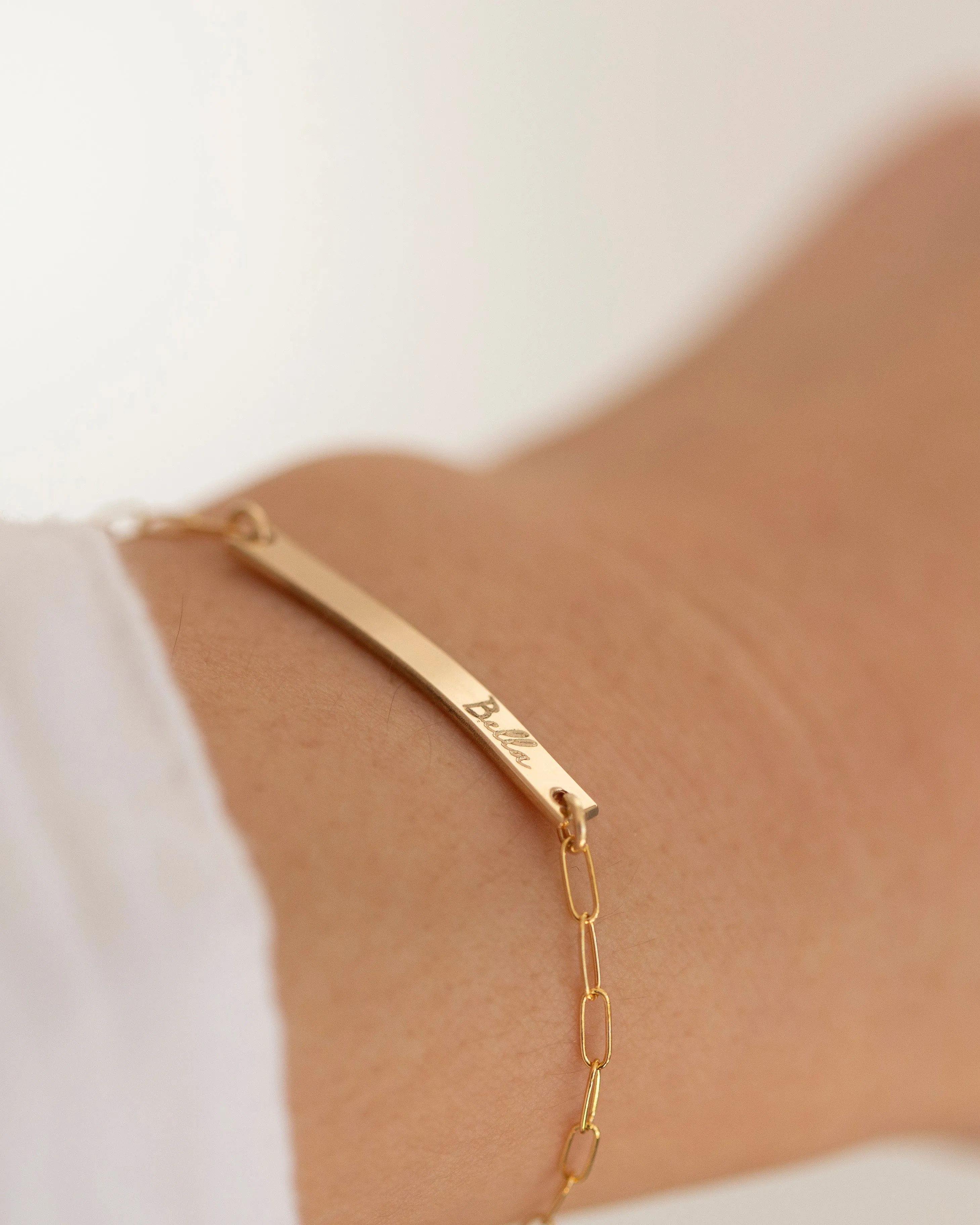 Personalized Dainty Bar Bracelet on Paper clip chain
