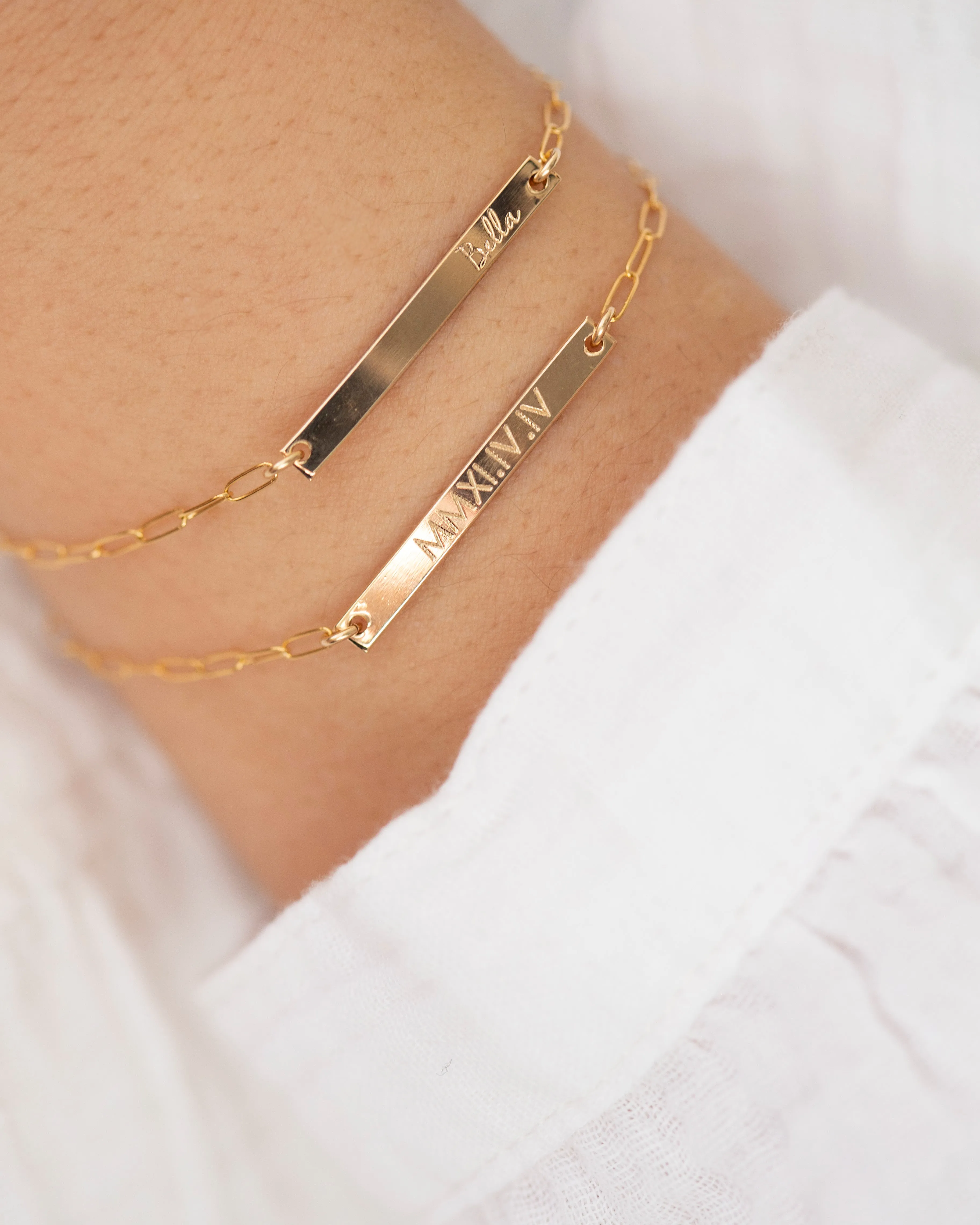 Personalized Dainty Bar Bracelet on Paper clip chain