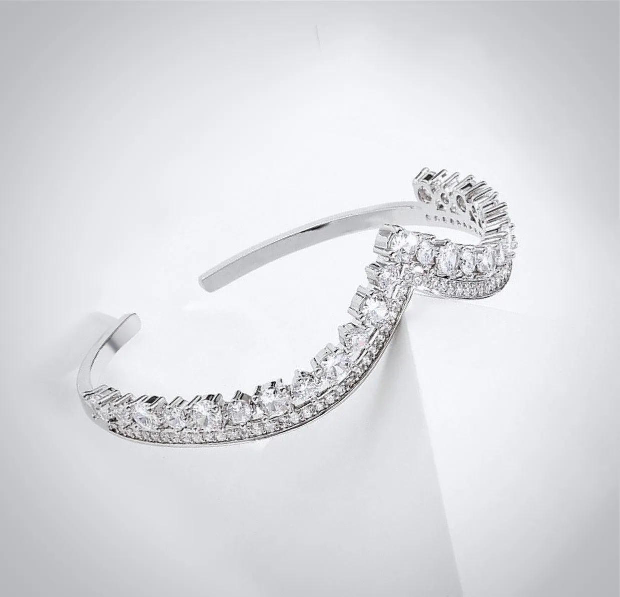 "Morena" - V-Shaped Cubic Zirconia Bridal Bracelet