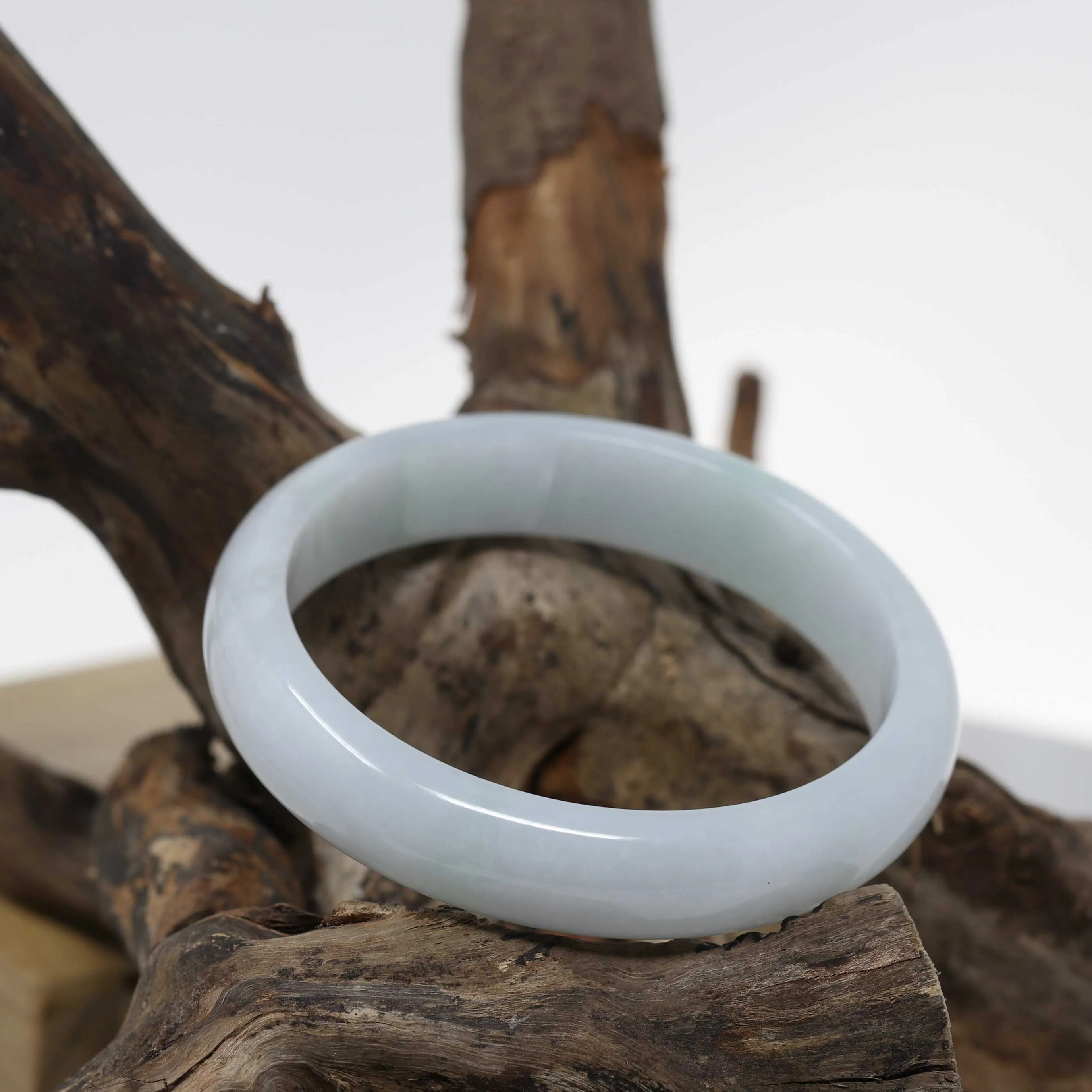 RealJade® "Classic Bangle" Genuine Burmese Green Jadeite Jade Bangle Bracelet (59.6mm) #521