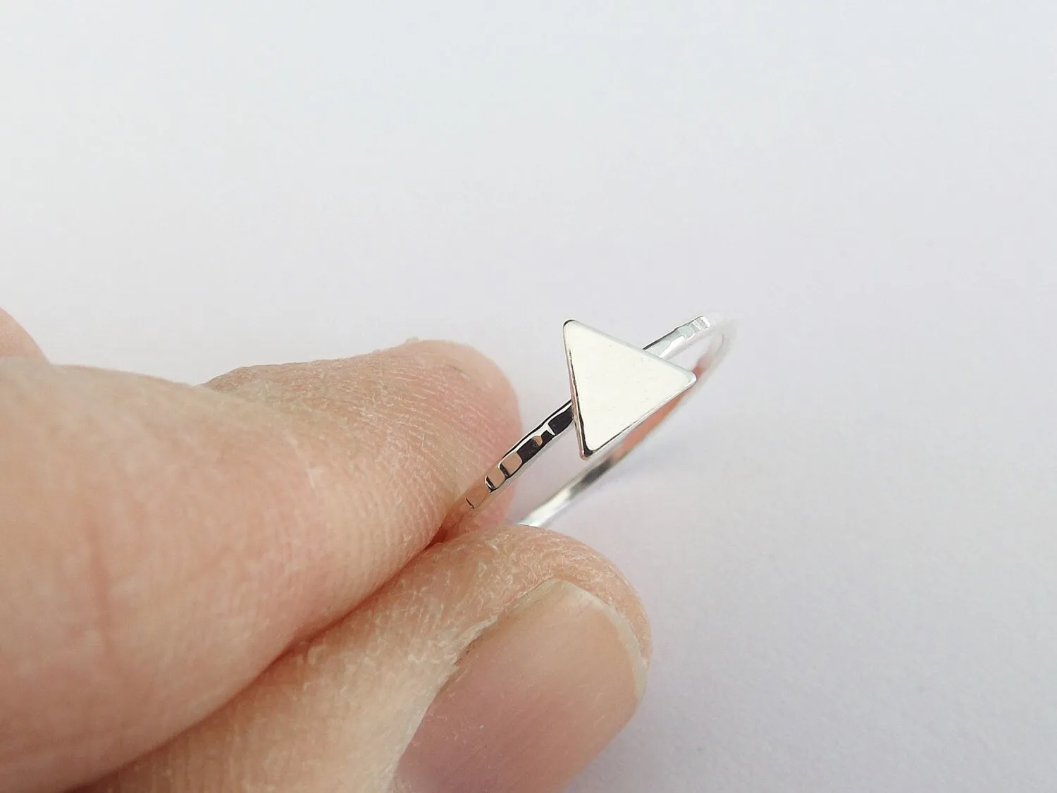 Skinny Triangle Ring,Simple Traingle Ring,Modern Geometric Ring,Initial Ring,Personalized Jewelry,Silver Triangle Ring,Minimalist Jewelry