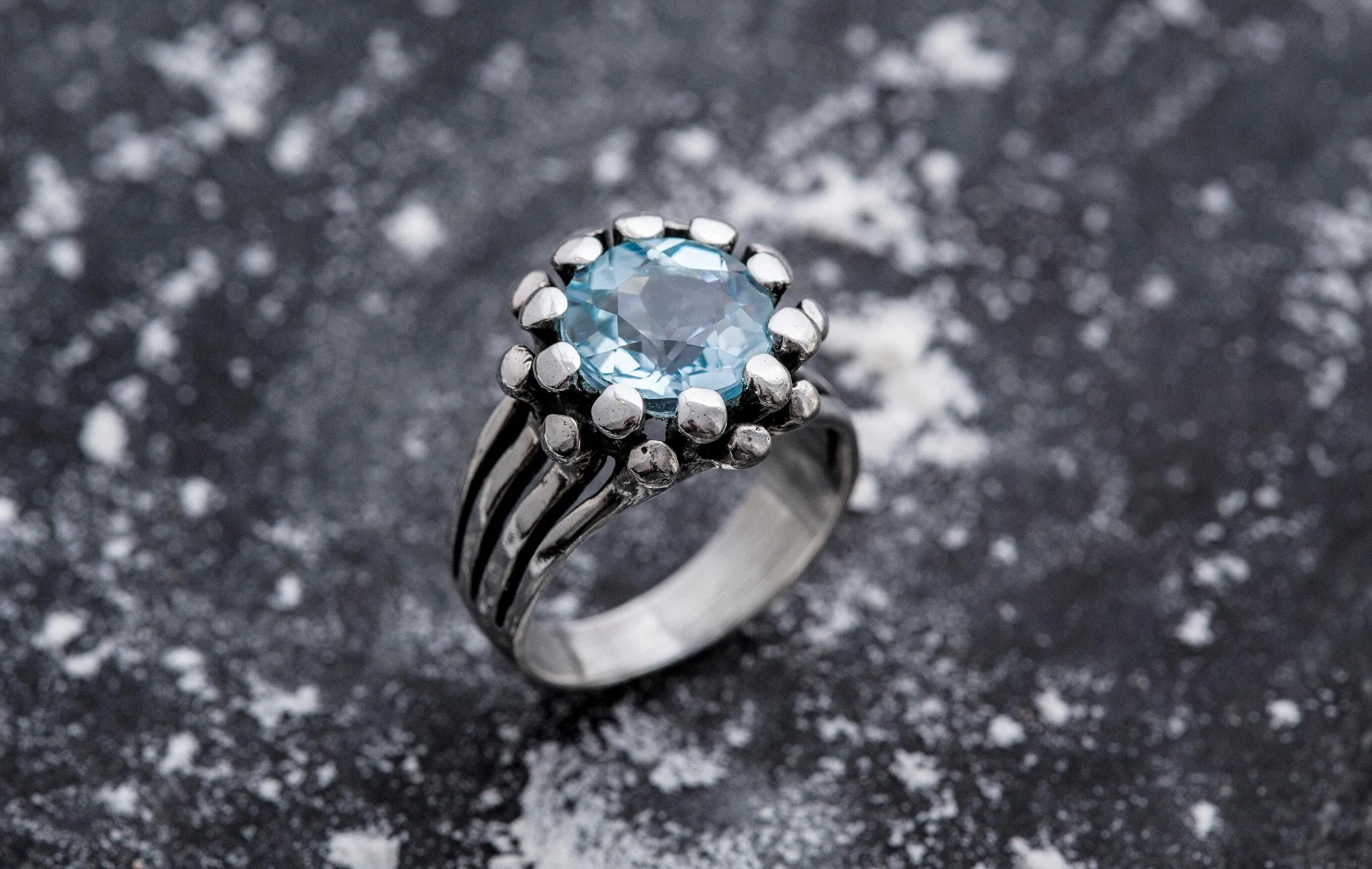 Sky Blue Topaz Ring - Beaded Blue Ring - Silver Coral Ring