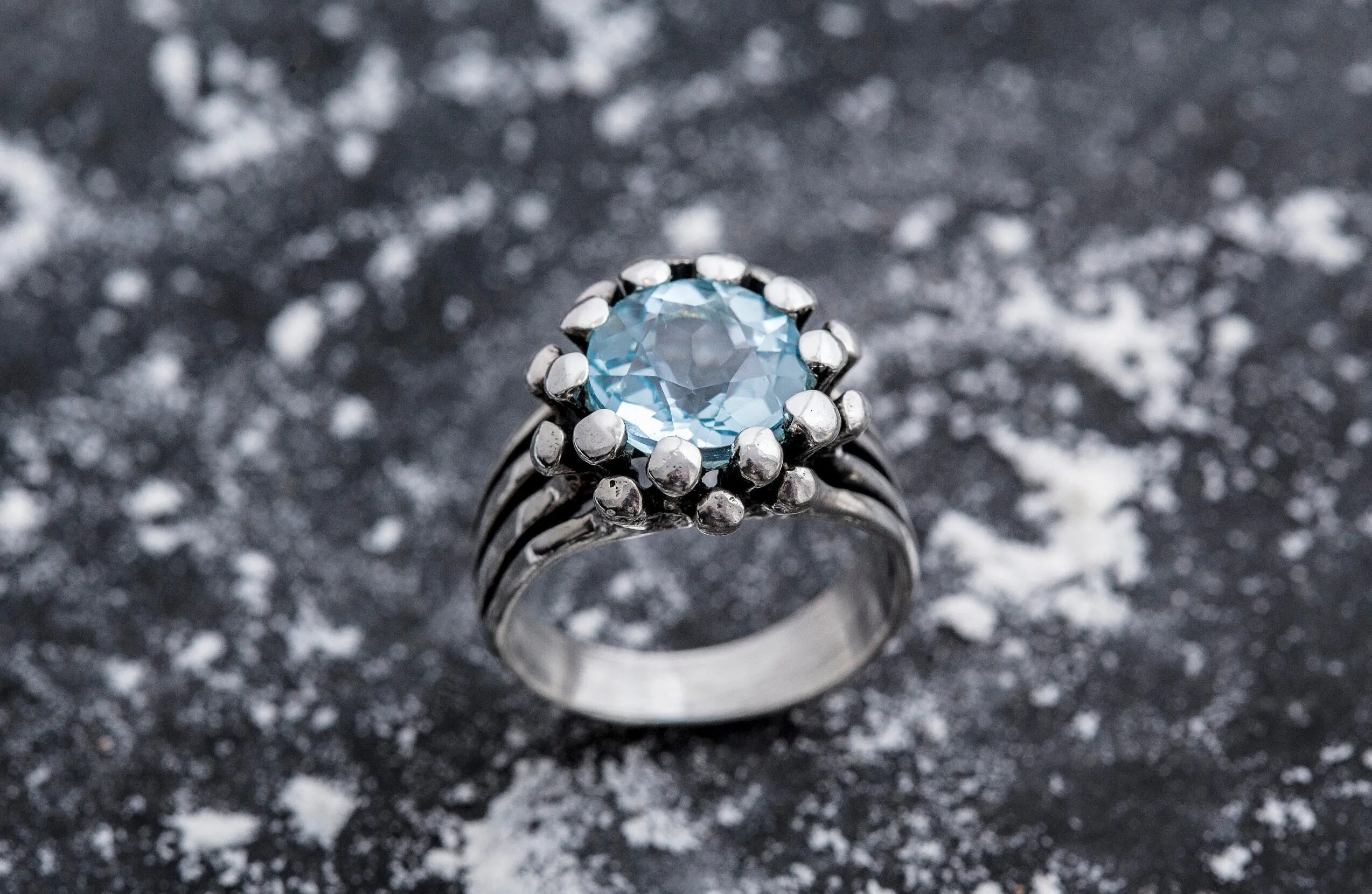 Sky Blue Topaz Ring - Beaded Blue Ring - Silver Coral Ring