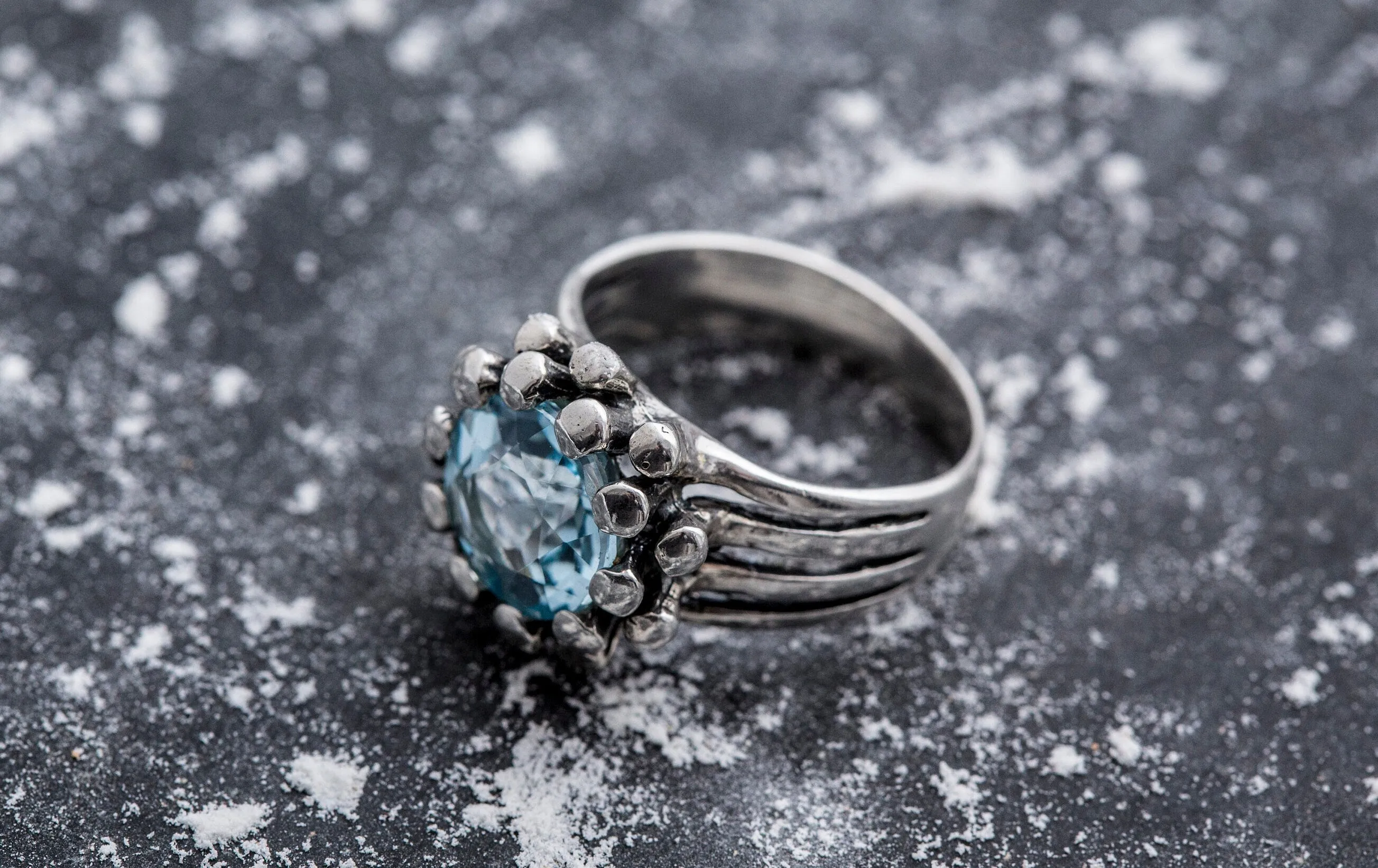 Sky Blue Topaz Ring - Beaded Blue Ring - Silver Coral Ring