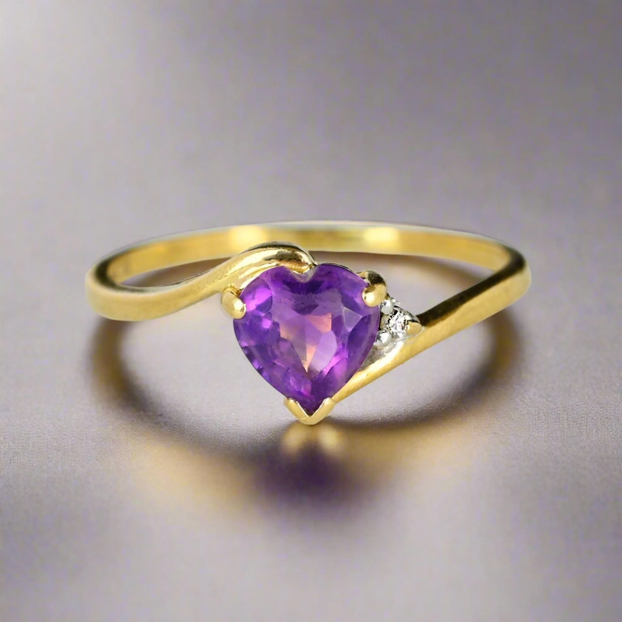 Vintage 14K Gold Bypass Diamond Amethyst Heart Ring