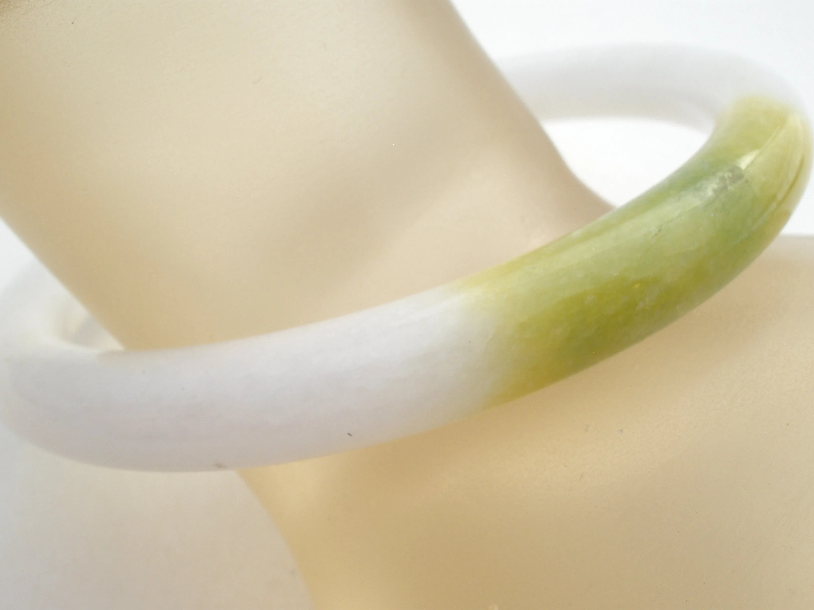 White & Green Jade Bangle Bracelet 9mm