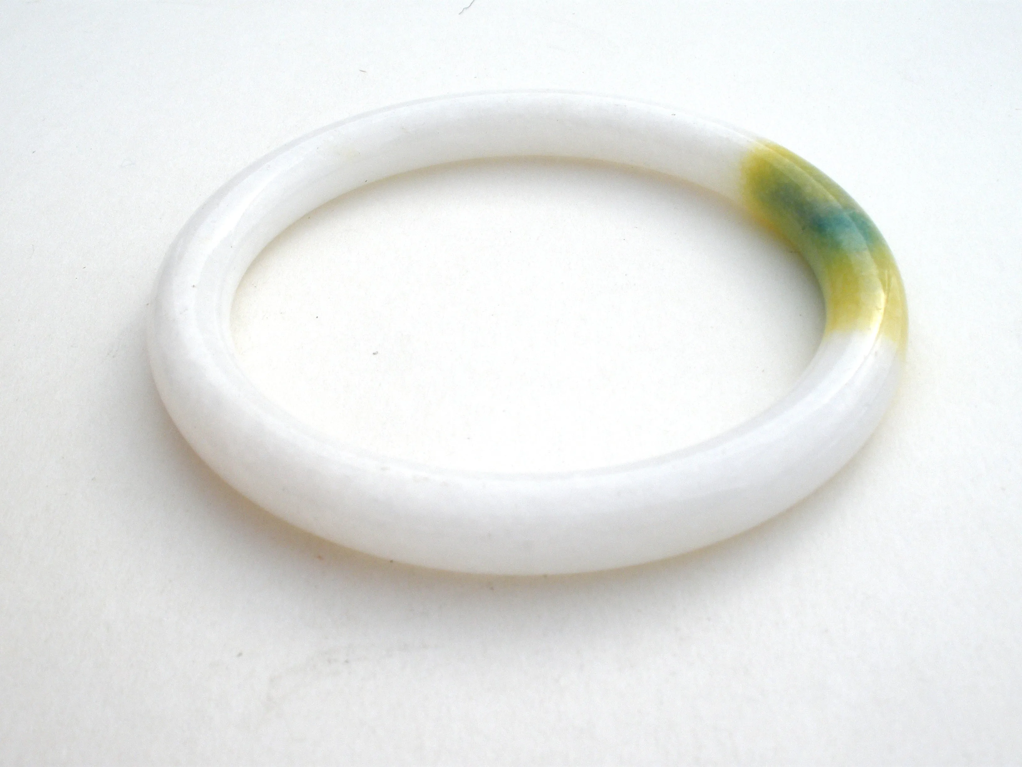 White & Green Jade Bangle Bracelet 9mm